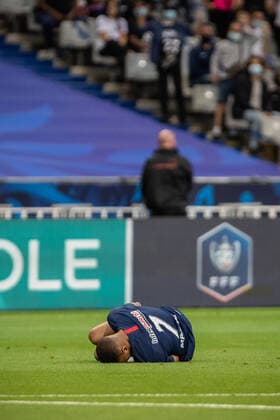 Paris Saint Germain s Kylian Mbappe hurts during the Coupe de France soccer final match between Paris Saint Germain (PSG) and AS Saint Etienne, in Saint-Denis near Paris, France, 24 July 2020.  Copyright: xAurelienxMorissardx