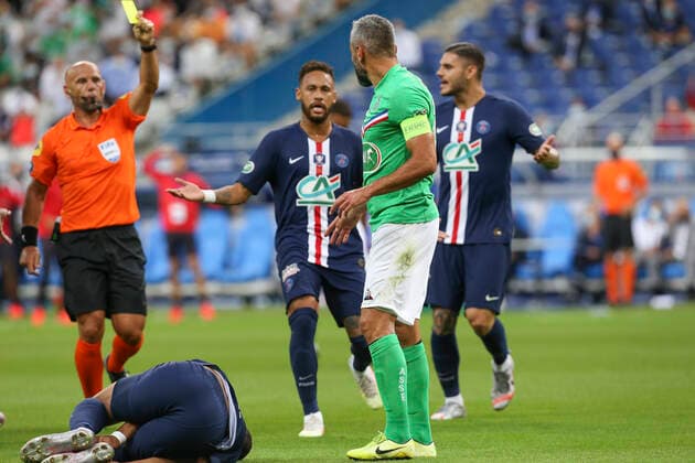 Kylian Mbappe (PSG) - Neymar (PSG) Vs Perrin (ASSE) FOOTBALL : Paris Saint Germain Vs AS Saint Etienne - Coupe de France - Finale - 24 07 2020 MichaelBaucher Panoramic 