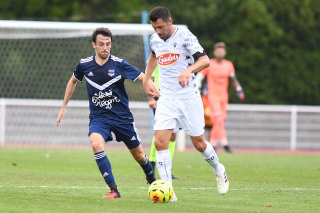 Ruben Pardo (Bordeaux), Thomas MANGANI (Angers SCO) FOOTBALL : Angers SCO vs Girondins Bordeaux - Match amical - 25 07 2020 Panoramic Panoramic 
