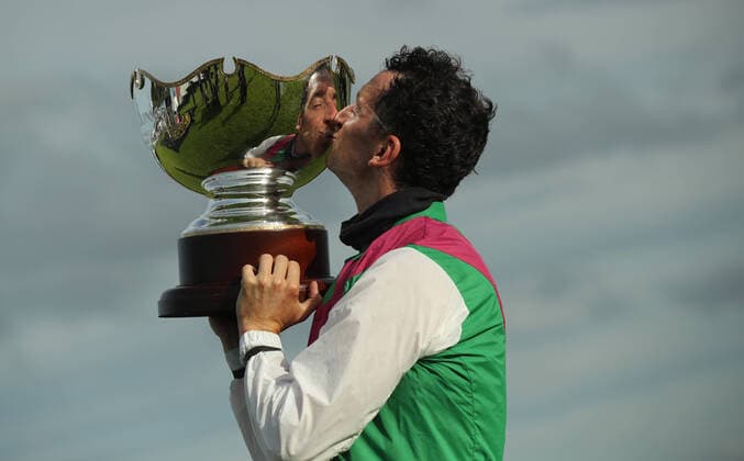 Bilder des Jahres 2020, Sport 07 Juli Sport Themen der Woche KW31 Sport Bilder des Tages 2020 Galway Racing Festival Day 4, Ballybrit, Galway 30 7 2020 The Guinness Galway Hurdle Handicap (Grade A) Patrick Mullins celebrates winning on Aramon Patrick Mullins celebrates winning on Aramon 30 7 2020  Copyright: x INPHO JamesxCrombiex JBN20288