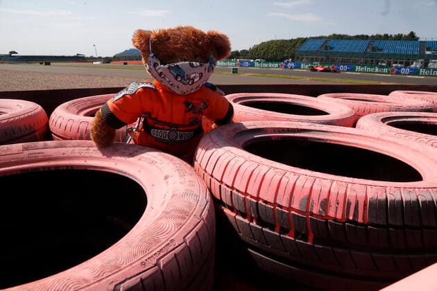 Sport Themen der Woche KW31 Sport Bilder des Tages Motorsports: FIA Formula One World Championship, WM, Weltmeisterschaft 2020, Grand Prix of Great Britain Motorsports: FIA Formula One World Championship 2020, Grand Prix of Great Britain, A teddy bear wearing a face mask