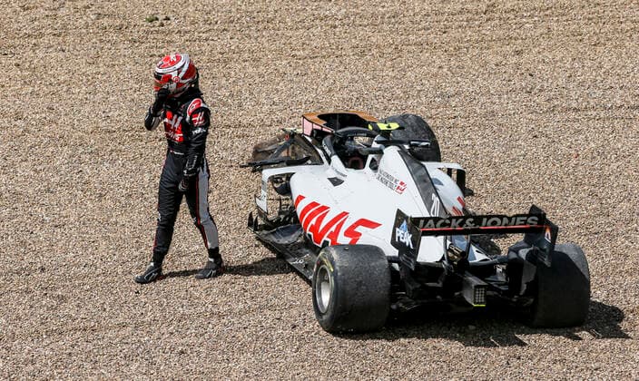 Motorsports: FIA Formula One World Championship, WM, Weltmeisterschaft 2020, Grand Prix of Great Britain, 20 Kevin Magnussen (DEN, Haas F1 Team) after crash Silverstone Great Britain