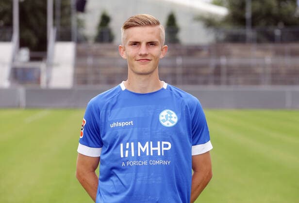03.08.2020, Stuttgart , Oberliga , Fototermin Stuttgarter Kickers , Benedikt Landwehr