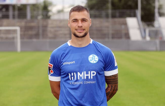 03.08.2020, Stuttgart , Oberliga , Fototermin Stuttgarter Kickers , Niko Dobros