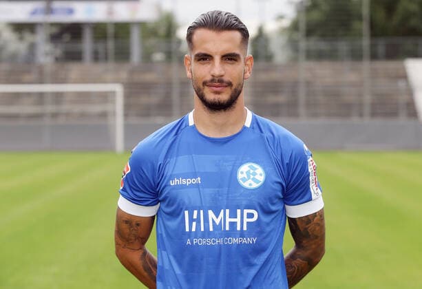 03.08.2020, Stuttgart , Oberliga , Fototermin Stuttgarter Kickers , Denis Zagaria