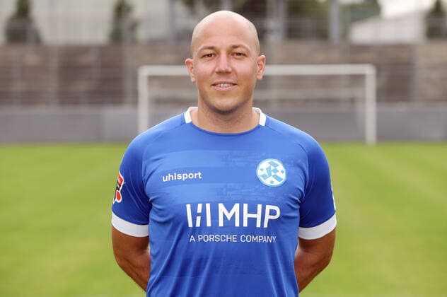 03.08.2020, Stuttgart , Oberliga , Fototermin Stuttgarter Kickers , Lukas Kling