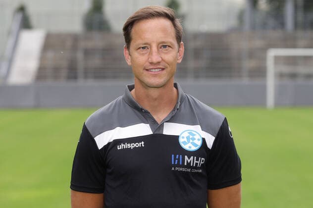 03.08.2020, Stuttgart , Oberliga , Fototermin Stuttgarter Kickers , Trainer Ramon Gehrmann