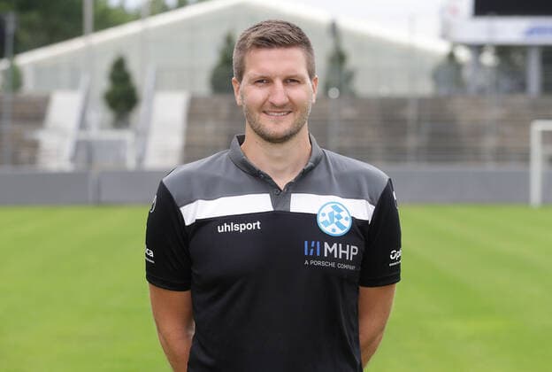03.08.2020, Stuttgart , Oberliga , Fototermin Stuttgarter Kickers , Patrick Rost ( Physiotherapeut )