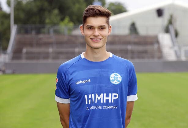 03.08.2020, Stuttgart , Oberliga , Fototermin Stuttgarter Kickers , Robin Schwemmle