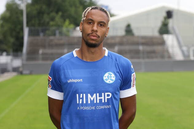 03.08.2020, Stuttgart , Oberliga , Fototermin Stuttgarter Kickers , Ruben Reisig