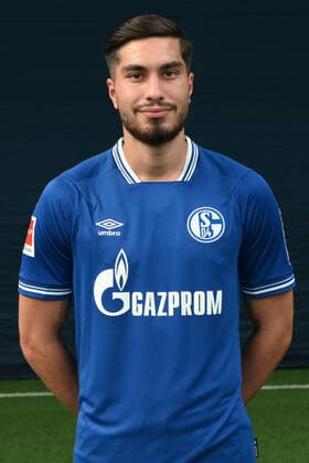 Suat Serdar; FC Schalke 04; 1.BL, Porträttermin 2020 2021 Gelsenkirchen Nordrhein-Westfalen Deutschland