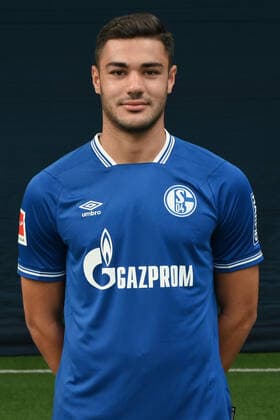 Ozan Kabak; FC Schalke 04; 1.BL, Porträttermin 2020 2021 Gelsenkirchen Nordrhein-Westfalen Deutschland