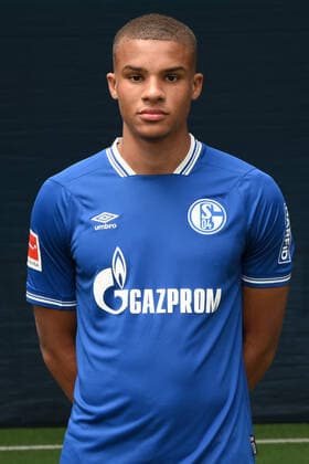 Malick Thiaw; FC Schalke 04; 1.BL, Porträttermin 2020 2021 Gelsenkirchen Nordrhein-Westfalen Deutschland