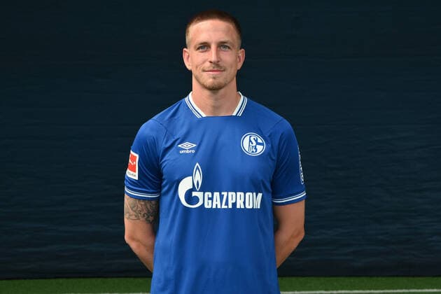 Bastian Oczipka; FC Schalke 04; 1.BL, Porträttermin 2020 2021 Gelsenkirchen Nordrhein-Westfalen Deutschland