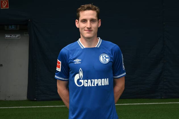 Sebastian Rudy; FC Schalke 04; 1.BL, Porträttermin 2020 2021 Gelsenkirchen Nordrhein-Westfalen Deutschland