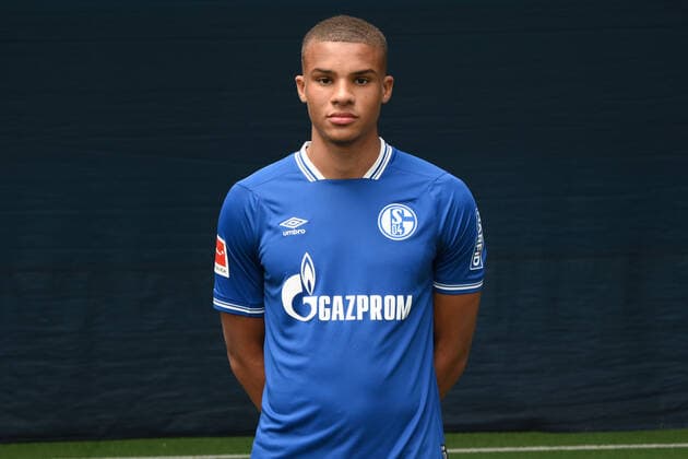 Malick Thiaw; FC Schalke 04; 1.BL, Porträttermin 2020 2021 Gelsenkirchen Nordrhein-Westfalen Deutschland