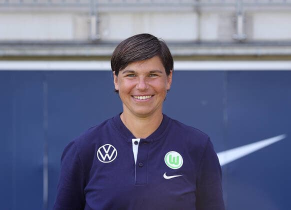 Assistanztrainerin Ariane Hingst (VfL Wolfsburg)