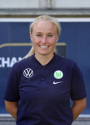 Assistanztrainerin Theresa Merk (VfL Wolfsburg)
