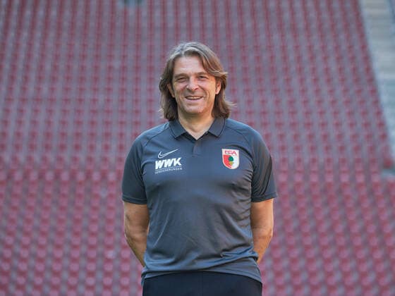 Dr. Andreas Weigel (Mannschaftsarzt FC Augsburg), FC Augsburg 1907; 1.BL, Porträttermin 2020 2021,