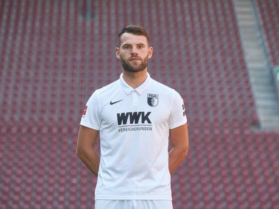 Eduard Löwen, FC Augsburg 1907; 1.BL, Porträttermin 2020 2021,