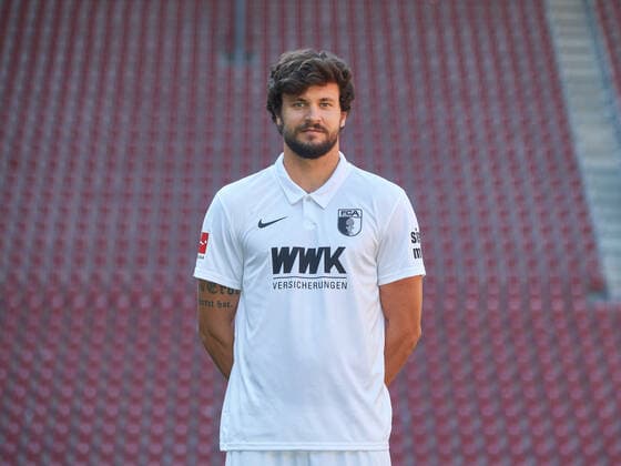 Tobias Strobl, FC Augsburg 1907; 1.BL, Porträttermin 2020 2021,