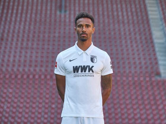 Noah Sarenren Bazee, FC Augsburg 1907; 1.BL, Porträttermin 2020 2021,