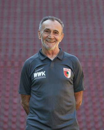 Salvatore Belardo (Zeugwart), FC Augsburg 1907; 1.BL, Porträttermin 2020 2021,