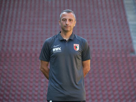 Iraklis Metaxas (Co-Trainer), FC Augsburg 1907; 1.BL, Porträttermin 2020 2021,