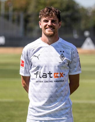 Jonas Hofmann (BMG) Borussia Mönchengladbach Porträttermin 2020 2021 Porträt, Vorstellung, Präsentation, Pressetermin, Fußball, GER 07.08.2020, Fussball, Vorstellung, Präsentation, Pressetermin, Fußball, GER; 1. Bundesliga, Saison 2020 21, Moenchengladbach Foto: Moritz Müller Only for Editorial use