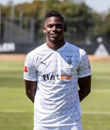 Breel Embolo (BMG) Borussia Mönchengladbach Porträttermin 2020 2021 Porträt, Vorstellung, Präsentation, Pressetermin, Fußball, GER 07.08.2020, Fussball, Vorstellung, Präsentation, Pressetermin, Fußball, GER; 1. Bundesliga, Saison 2020 21, Moenchengladbach Foto: Moritz Müller Only for Editorial use
