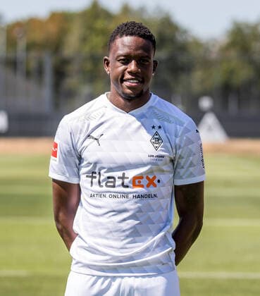 Denis Zakaria (BMG) Borussia Mönchengladbach Porträttermin 2020 2021 Porträt, Vorstellung, Präsentation, Pressetermin, Fußball, GER 07.08.2020, Fussball, Vorstellung, Präsentation, Pressetermin, Fußball, GER; 1. Bundesliga, Saison 2020 21, Moenchengladbach Foto: Moritz Müller Only for Editorial use