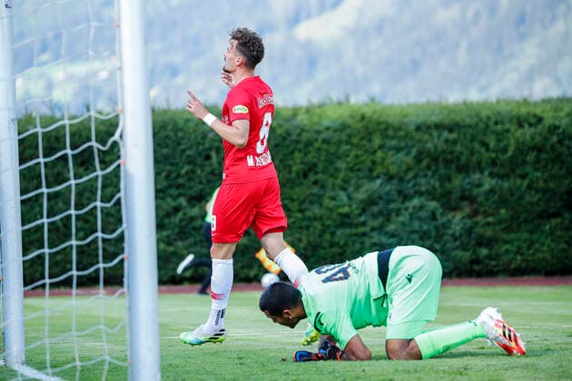 SOCCER - RBS vs Nice, test match ZELL AM SEE,AUSTRIA,08.AUG.20 - SOCCER - tipico Bundesliga, Ligue 1, Red Bull Salzburg vs OGC Nice, test match. Image shows the rejoicing of Mergim Berisha (RBS). GEPAxpictures xJasminxWalter