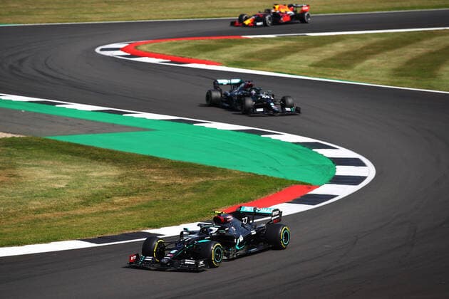 Sport Bilder des Tages Motorsports: FIA Formula One World Championship, WM, Weltmeisterschaft 2020, Grand Prix of 70th Anniversary Motorsports: FIA Formula One World Championship 2020, Grand Prix of 70th Anniversary, 77 Valtteri Bottas (FIN, Mercedes-AMG Petronas Formula One Team), 44 Lewis Hamilton (GBR, Mercedes-AMG Petronas Formula One Team), 33 Max Verstappen (NLD, Aston Martin Red Bull Racing),