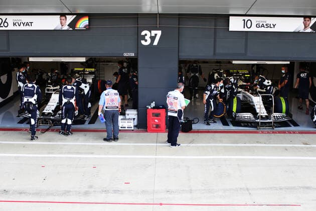 Motorsports: FIA Formula One World Championship, WM, Weltmeisterschaft 2020, Grand Prix of 70th Anniversary Motorsports: FIA Formula One World Championship 2020, Grand Prix of 70th Anniversary, 26 Daniil Kvyat (RUS, Scuderia AlphaTauri Honda), 10 Pierre Gasly (FRA, Scuderia AlphaTauri Honda),