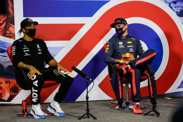 Motorsports: FIA Formula One World Championship, WM, Weltmeisterschaft 2020, Grand Prix of 70th Anniversary Motorsports: FIA Formula One World Championship 2020, Grand Prix of 70th Anniversary, 44 Lewis Hamilton (GBR, Mercedes-AMG Petronas Formula One Team), 33 Max Verstappen (NLD, Aston Martin Red Bull Racing),