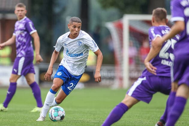 Bilder des Jahres 2020, Sport 08 August Sport Themen der Woche KW32 Sport Bilder des Tages 09.08.2020, Fussball, Saison 2019 2020, Bundesliga, Testspiel FC Schalke 04 - VfL Osnabrück, Amine Harit (FC Schalke 04) Ankum NDS Deutschland xRHR-FOTO TRx *** 09 08 2020, Football, Season 2019 2020, Bundesliga, Test match FC Schalke 04 VfL Osnabrück, Amine Harit FC Schalke 04 Ankum NDS Germany xRHR FOTO TRx