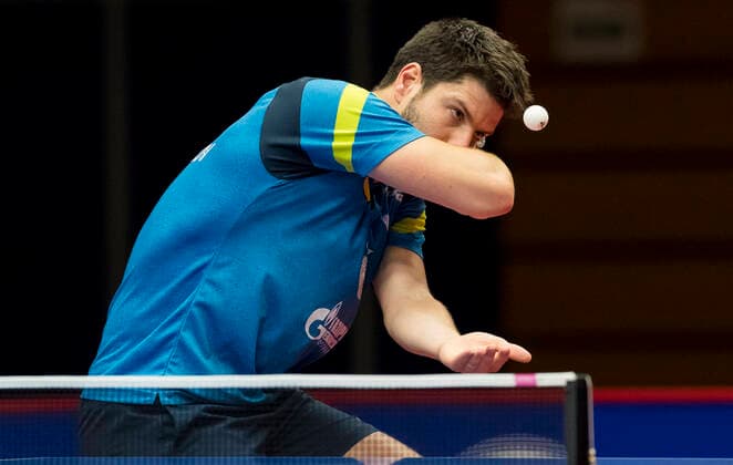 Bilder des Jahres 2020, Sport 08 August Sport Themen der Woche KW32 Sport Bilder des Tages Tischtennis: Düsseldorf Masters am 09.08.2020 in Düsseldorf (Nordrhein-Wesfalen). Dimitrij Ovtcharov schlägt mit der Rückhand auf *** Table tennis Düsseldorf Masters on 09 08 2020 in Düsseldorf North Rhine-Westphalia Dimitrij Ovtcharov serves with the backhand Copyright: xKirchner MarcoxSteinbrennerx