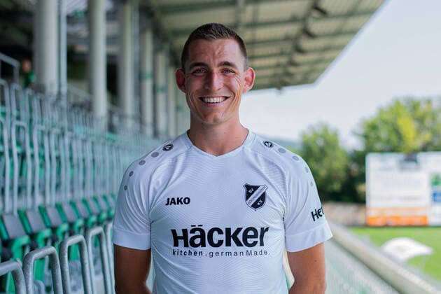 10.08.2020 - Fußball, Regionalliga West, 2020 2021, Porträttermin SV Rödinghausen: Joerie Church. Rödinghausen Nordrhein-Westfalen Deutschland Häcker Wiehenstadion