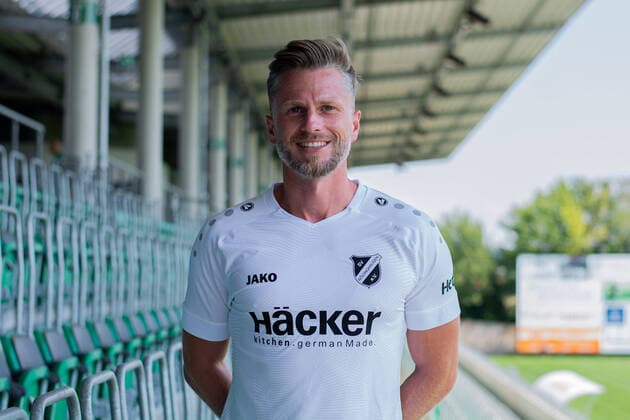 10.08.2020 - Fußball, Regionalliga West, 2020 2021, Porträttermin SV Rödinghausen: Daniel Flottmann. Rödinghausen Nordrhein-Westfalen Deutschland Häcker Wiehenstadion