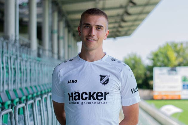 10.08.2020 - Fußball, Regionalliga West, 2020 2021, Porträttermin SV Rödinghausen: Henrik Winkelmann. Rödinghausen Nordrhein-Westfalen Deutschland Häcker Wiehenstadion