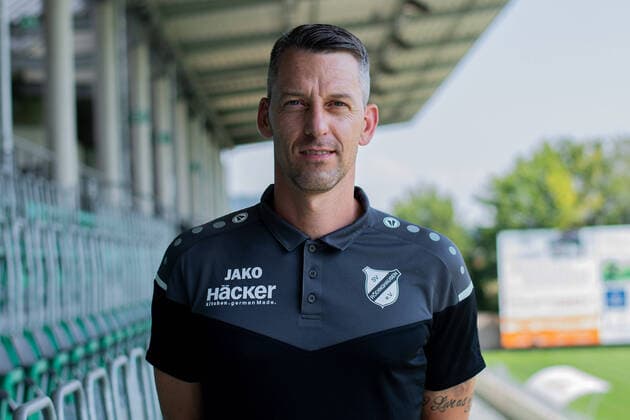 10.08.2020 - Fußball, Regionalliga West, 2020 2021, Porträttermin SV Rödinghausen: Nils Drube (Trainer). Rödinghausen Nordrhein-Westfalen Deutschland Häcker Wiehenstadion