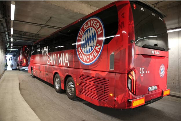 FC Bayern München - Chelsea FC FC Bayern München Bus UEFA Championsleague Viertelfinale Rückspiel FC Bayern München - Chelsea FC Saison 2019 2020 Foto : Stefan Matzke sampics Pool via Revierfoto Nur für journalistische Zwecke ! Only for editorial use ! NO SECONDARY (RE-)SALE WITHIN 48h AFTER KICK-OFF München Bayern Deutschland