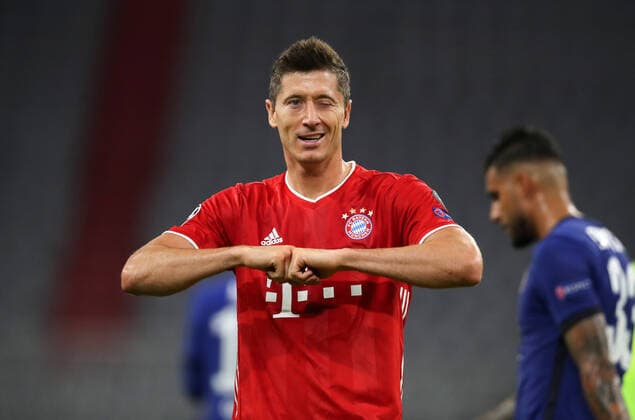 FC Bayern München - Chelsea FC Robert Lewandowski FC Bayern München UEFA Championsleague Viertelfinale Rückspiel FC Bayern München - Chelsea FC Saison 2019 2020 Foto : Stefan Matzke sampics Pool via Revierfoto Nur für journalistische Zwecke ! Only for editorial use ! NO SECONDARY (RE-)SALE WITHIN 48h AFTER KICK-OFF München Bayern Deutschland