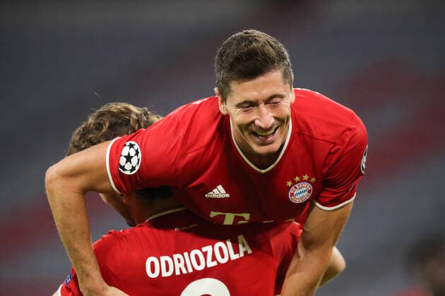 FC Bayern München - Chelsea FC Robert Lewandowski FC Bayern München UEFA Championsleague Viertelfinale Rückspiel FC Bayern München - Chelsea FC Saison 2019 2020 Foto : Stefan Matzke sampics Pool via Revierfoto Nur für journalistische Zwecke ! Only for editorial use ! NO SECONDARY (RE-)SALE WITHIN 48h AFTER KICK-OFF München Bayern Deutschland