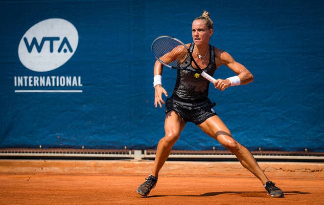 August 11, 2020, Prague, CZECH REPUBLIC: Arantxa Rus of the Netherlands in action during the first round against Anastasia Pavlyuchenkova of Russia at the 2020 Prague Open WTA, Tennis Damen International tennis tournament Prague CZECH REPUBLIC - ZUMAa181 20200811_zaa_a181_070 Copyright: xRobxPrangex