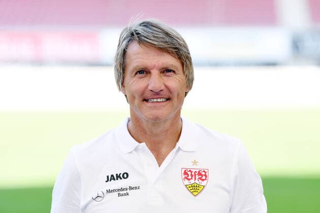 FUSSBALL 1. BUNDESLIGA SAISON 2020 2021 10.08.2020 Fototermin beim VfB Stuttgart Betreuer Peter Reichert; VfB Stuttgart