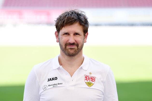 FUSSBALL 1. BUNDESLIGA SAISON 2020 2021 10.08.2020 Fototermin beim VfB Stuttgart Physiotherapeut Matthias Hahn; VfB Stuttgart
