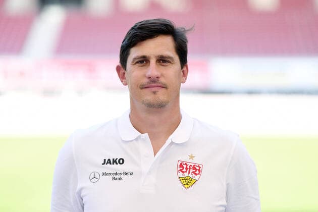 FUSSBALL 1. BUNDESLIGA SAISON 2020 2021 10.08.2020 Fototermin beim VfB Stuttgart Physiotherapeut Manuel Roth; VfB Stuttgart