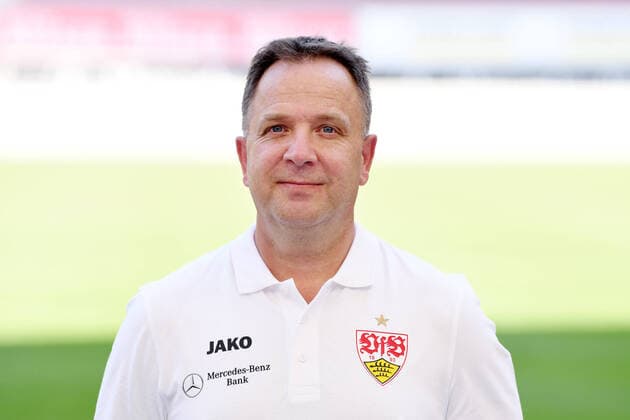 FUSSBALL 1. BUNDESLIGA SAISON 2020 2021 10.08.2020 Fototermin beim VfB Stuttgart Zeugwartin Thomas Schultheiss; VfB Stuttgart