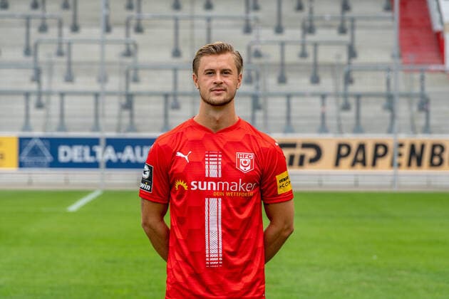 Nick Galle (HFC); HFC Hallescher Fussballclub e.V; 3.Liga, Porträttermin 2020 2021, Halle Saale Sachsen-Anhalt Deutschland
